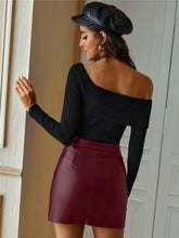 Load image into Gallery viewer, Women’s Solid Color Faux Leather Slit Skirt
