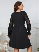 Load image into Gallery viewer, Women&#39;s Solid Color Lace Elegant Plus Size Dress
