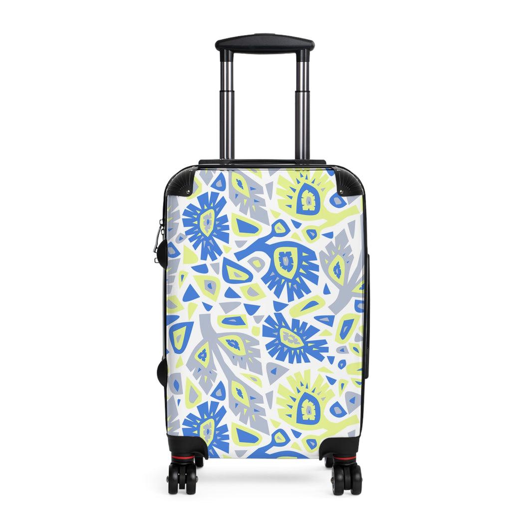Travel Chic With Blooming Wanderlust