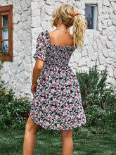 Load image into Gallery viewer, Women&#39;s French square collar skirt short sleeve Floral Dress
