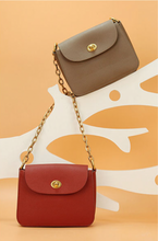 Load image into Gallery viewer, Retro Chain Saddle Crossbody
