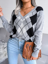 Load image into Gallery viewer, Diamond Leisure Long Sleeve Sweater
