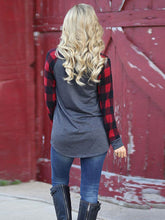 Load image into Gallery viewer, Plaid Leopard Stitching Heart Print Round Neck Long Sleeve T-Shirt
