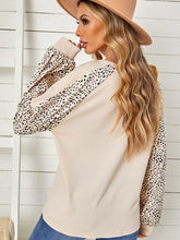 Load image into Gallery viewer, Women&#39;s European and American Leopard Print Round Neck Pullover with Long Sleeves
