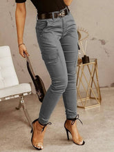 Load image into Gallery viewer, Women&#39;s Solid Color Ankle Cargo Pants
