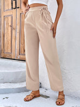 Load image into Gallery viewer, Women&#39;s Solid Color Cropped Tie Waist Pants
